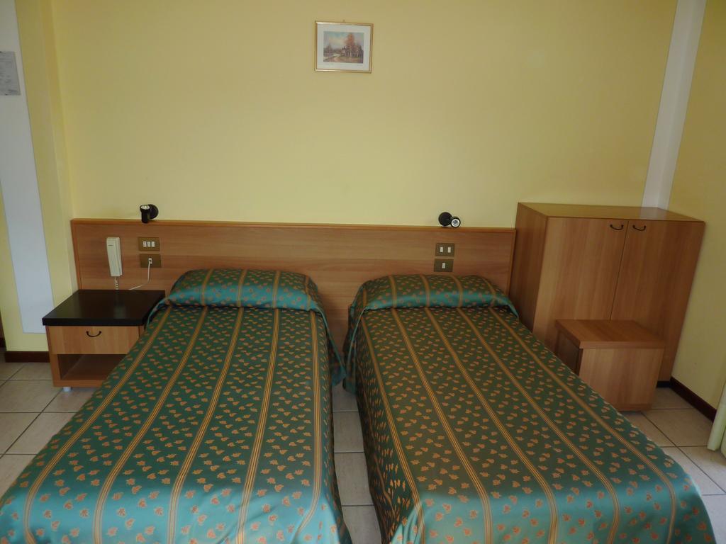 Hotel Del Fiume Каннобио Экстерьер фото